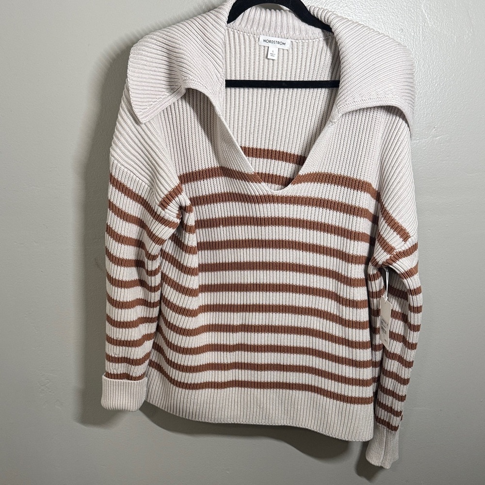 Nordstrom V-Neck Sweater in Cream and Tan Stripes